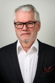 Новиков Юрий Олегович